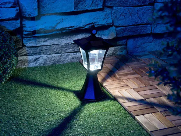 ¿Cómo funciona la tecnología de detección por microondas en un detector de movimiento?