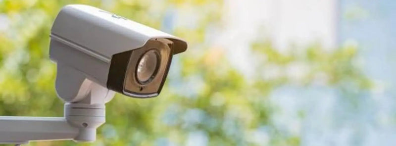 Come funziona una lampada con rilevatore di movimento?